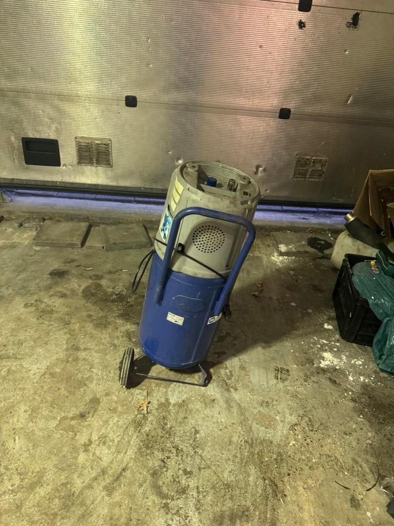 Compressor Michelin, Minder dan 25 liter, Ophalen of Verzenden, Zo goed als nieuw, Minder dan 200 liter/min