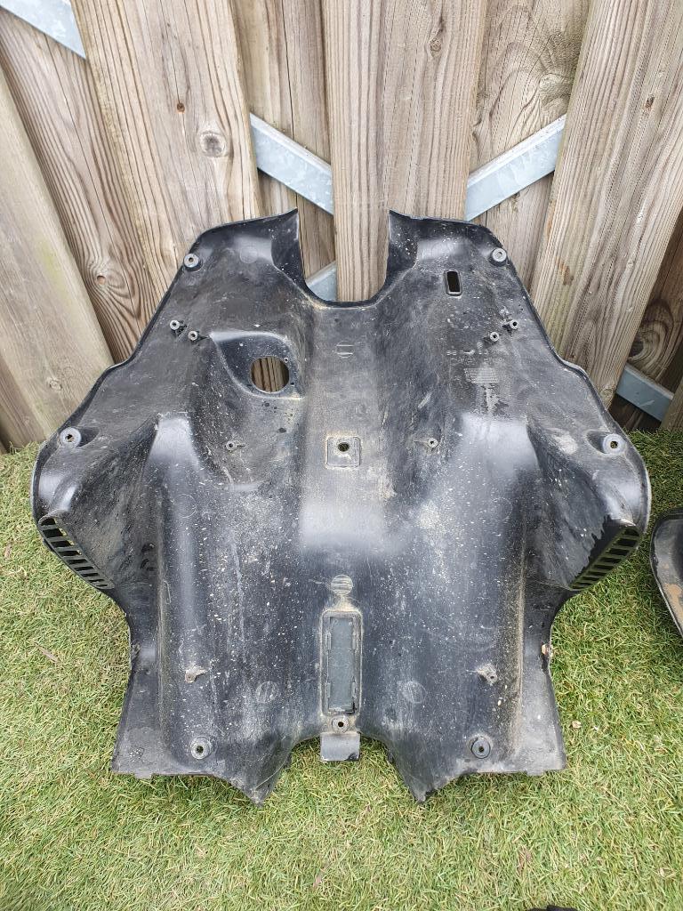 Beenschild Yamaha Aerox Knieschild MBK Nitro, Ophalen of Verzenden, Gebruikt, Kap, Yahama