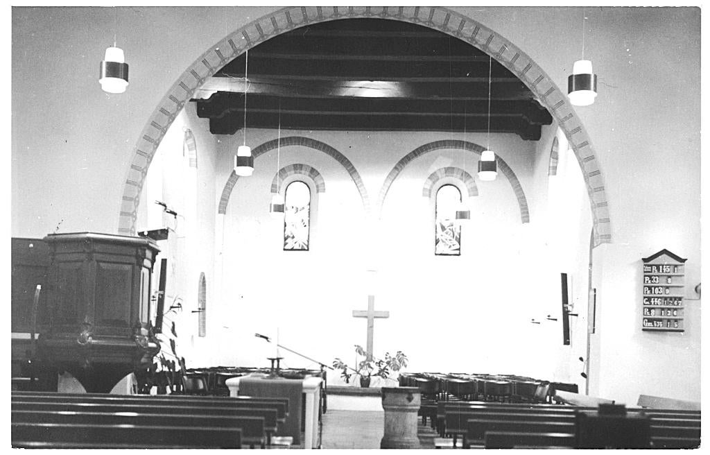 965606 Hoogkerk 1980 Gr Ned H Kerk Nette kaart Onbeschreven