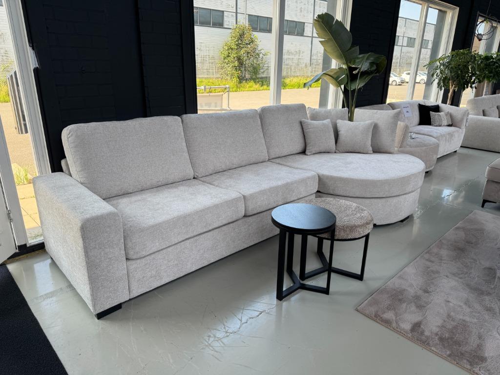 Foto 2 van Direct leverbaar| Boucle hoekbank | cirkel eiland | Utrecht