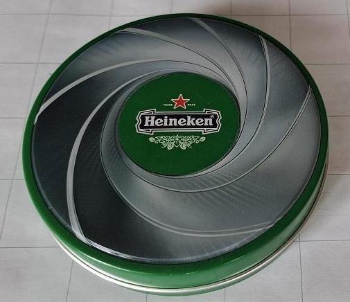Heineken Onderzetters in doosje James Bond 9 st., Verzamelen, Biermerken, Gebruikt, Reclamebord, Plaat of Schild, Heineken, Ophalen of Verzenden