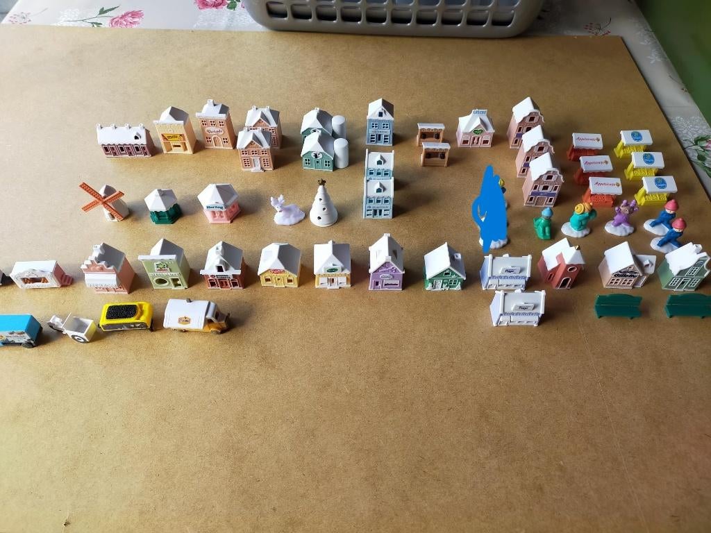 53 kerst huisjes ah, Ophalen of Verzenden, Zo goed als nieuw