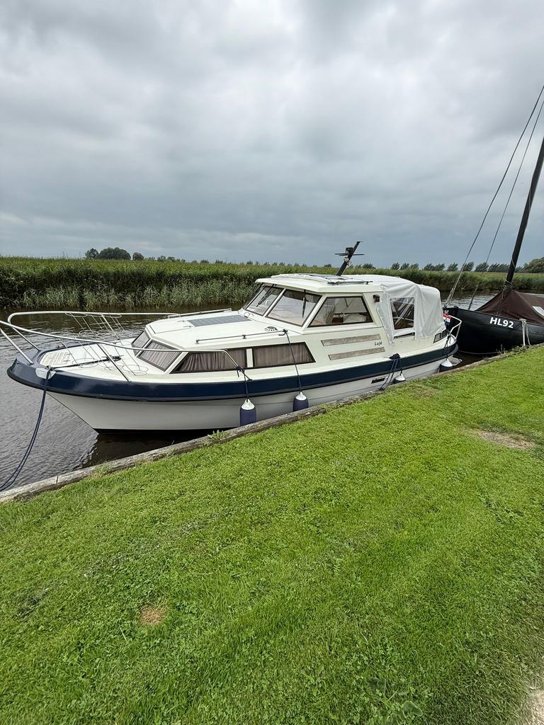 Spitsgatter te huur (Friesland), Sloep of Motorboot