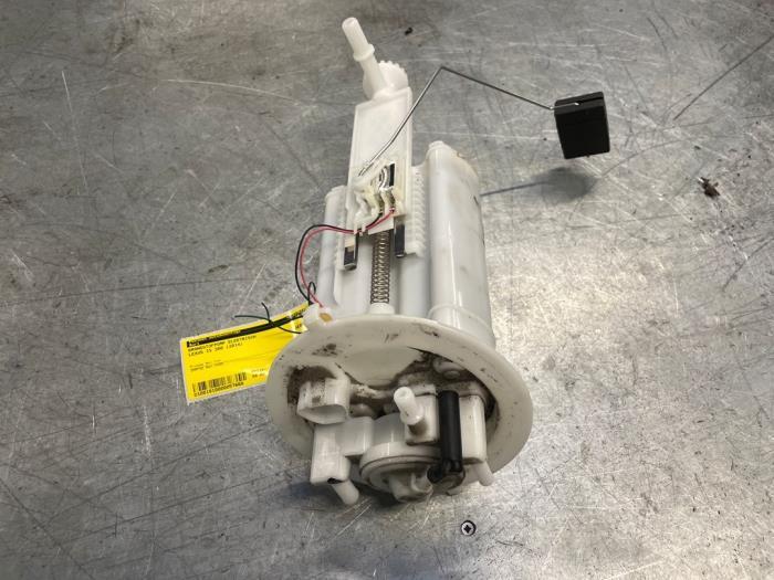 Brandstofpomp Elektrisch van een Lexus IS 300, Gebruikt, -, -, -