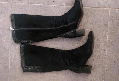 Brunella suede laarzen maat 40, Kleding | Dames, Hoge laarzen, Verzenden, Brunella, Zwart