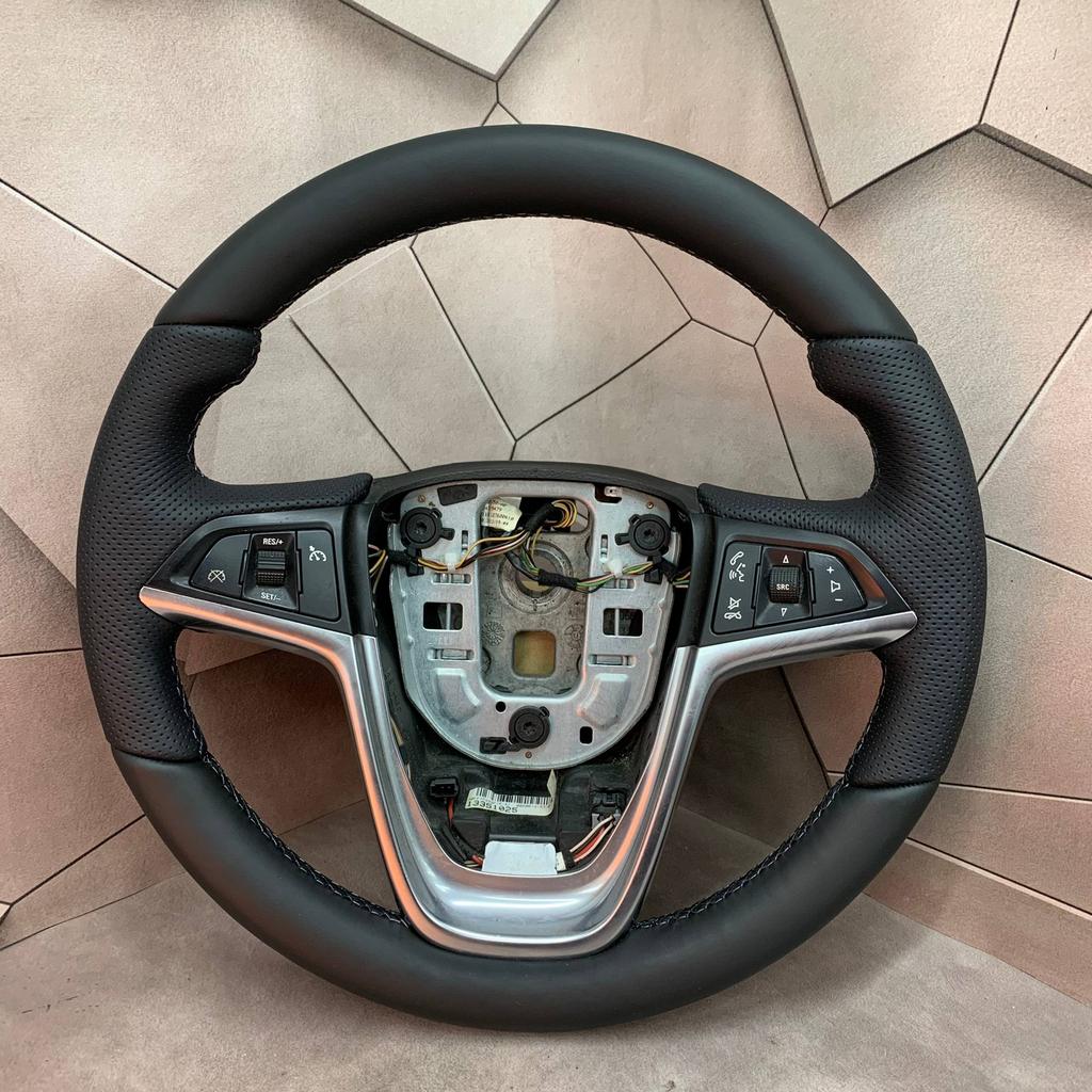 Stuurwiel Stuur Opel Astra J VERWARMING OPNIEUW BEKLEED, Opel, Nieuw, Ophalen of Verzenden