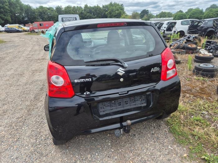 Achterklep van een Suzuki Alto (ZAM), Auto-onderdelen, 3 maanden garantie, Gebruikt, Suzuki, Achterklep