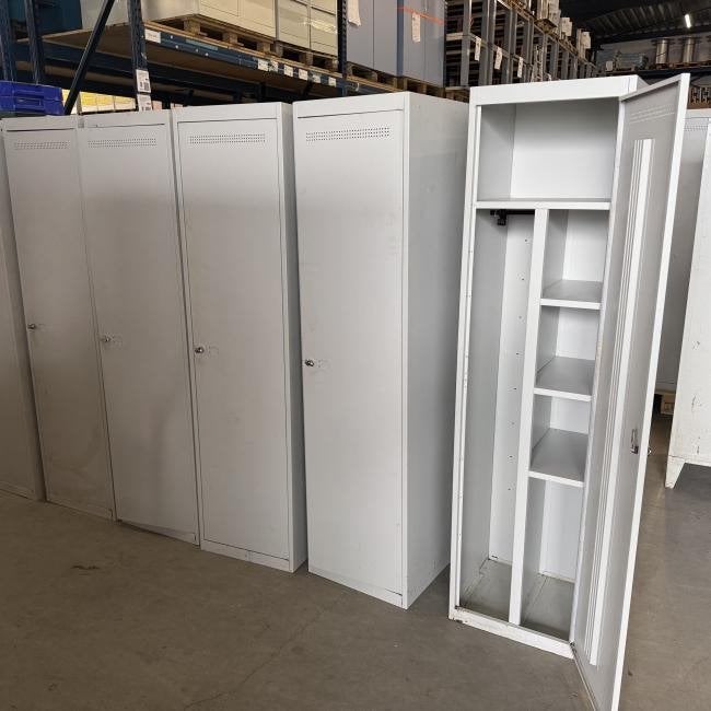 Diverse metalen kledingkasten lockers sportruimte bedrijfsru, Ophalen, Gebruikt, X, 150 tot 200 cm