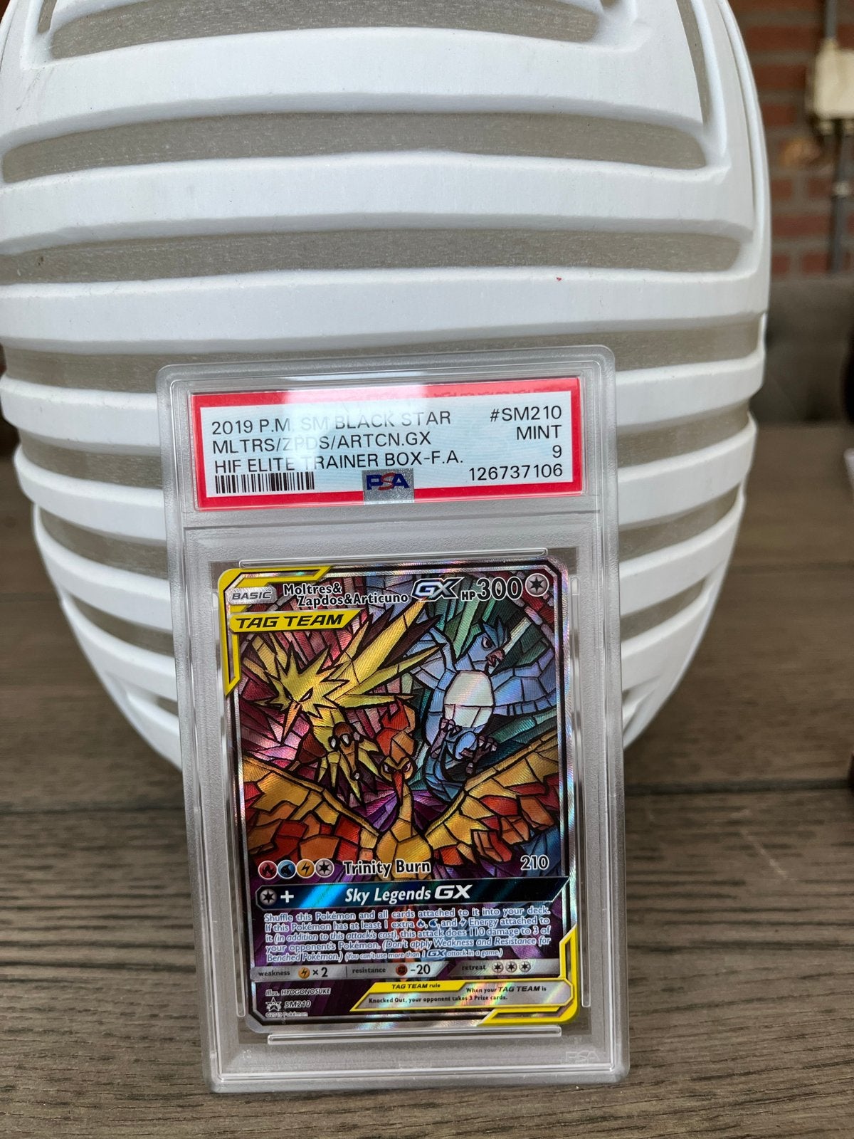PSA 9 Moltres & Zapdos & Articuno GX SM210 Full Art, Hobby en Vrije tijd, Verzamelkaartspellen | Pokémon, Ophalen of Verzenden