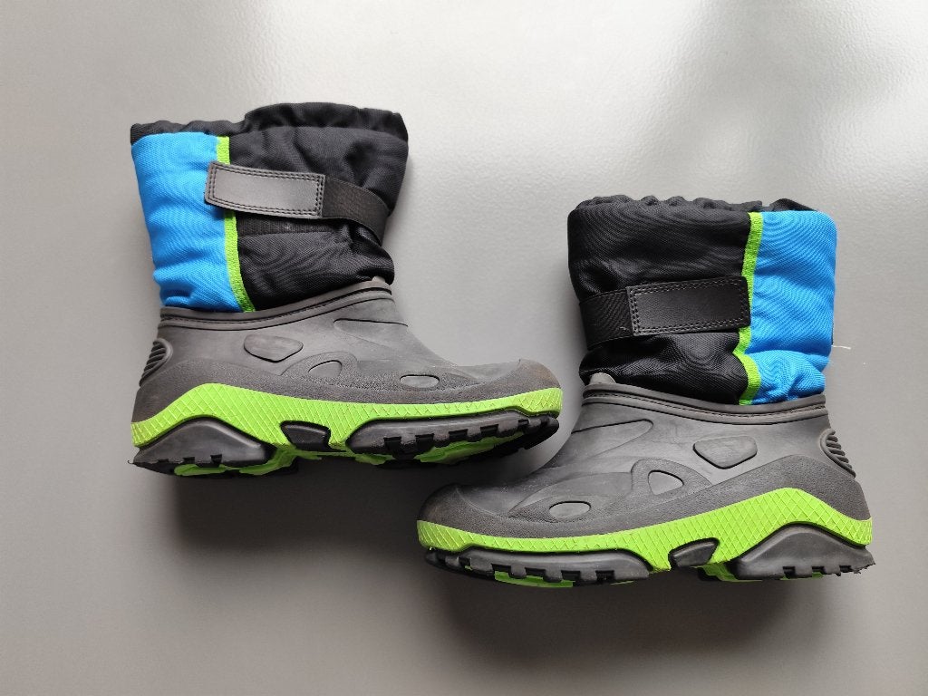 Snowboots-  maat 35/36 - zwart met blauw, Gebruikt, Jongen of Meisje, Ophalen of Verzenden, Laarzen