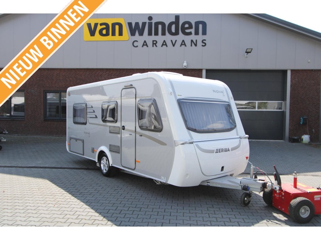 Eriba Nova Light 442 Mover-Luifel-EnkeleBedden, Standaardzit, Bedrijf, Tot en met 3, Overige typen