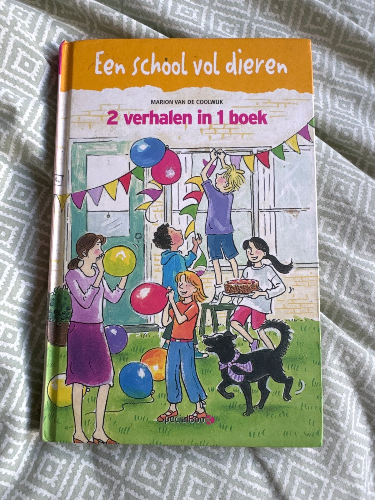 Een school vol dieren - 2 verhalen in 1 boek, Boeken, Ophalen of Verzenden, Gelezen, Fictie algemeen