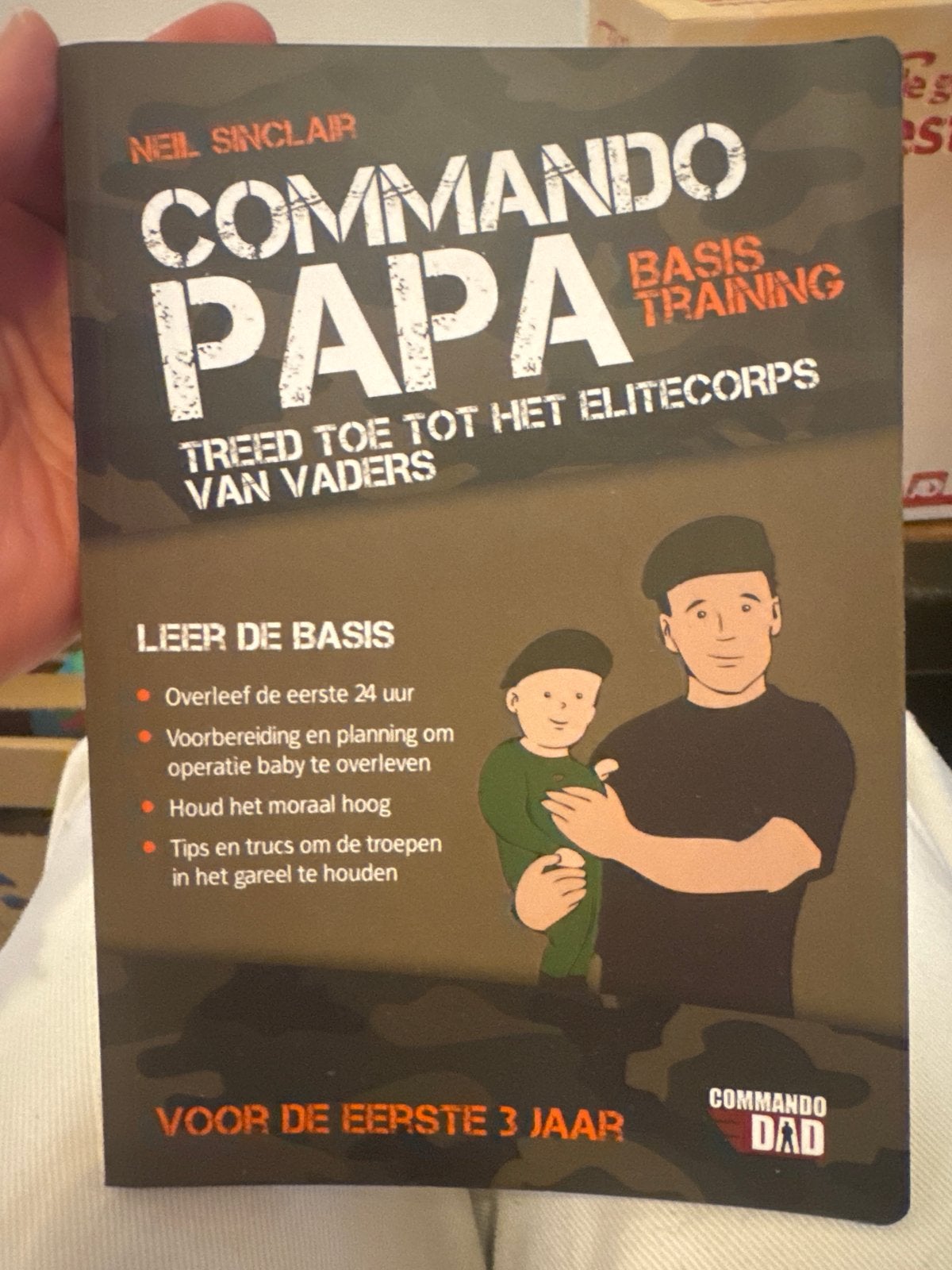 Commando Papa: Basistraining voor nieuwe vaders, Ophalen of Verzenden, Zo goed als nieuw, Opvoeding tot 6 jaar