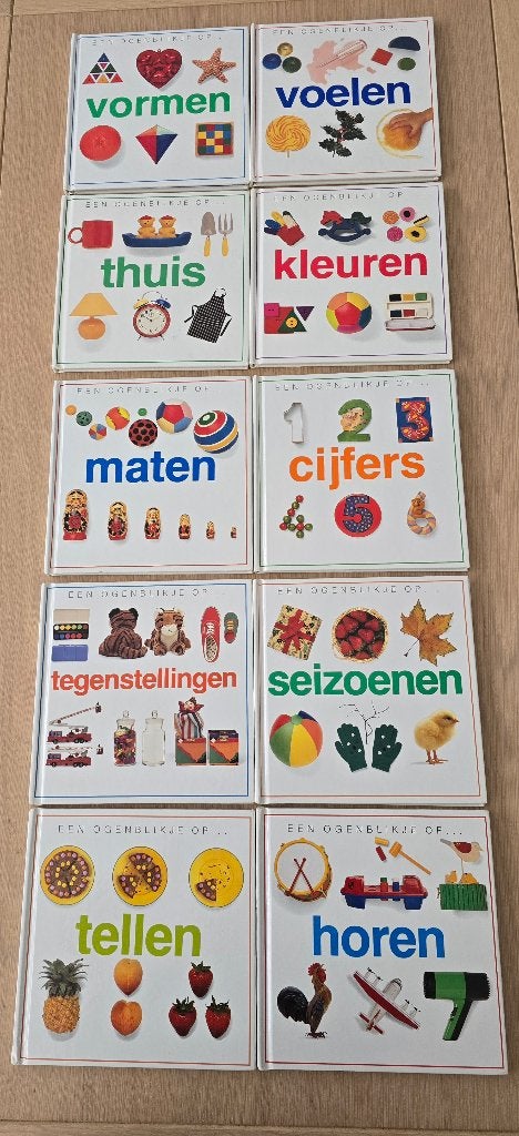 16-delige serie leerboeken voor kleuters een ogenblik op .., 5 of 6 jaar, Fictie algemeen, Jongen of Meisje, Nieuw
