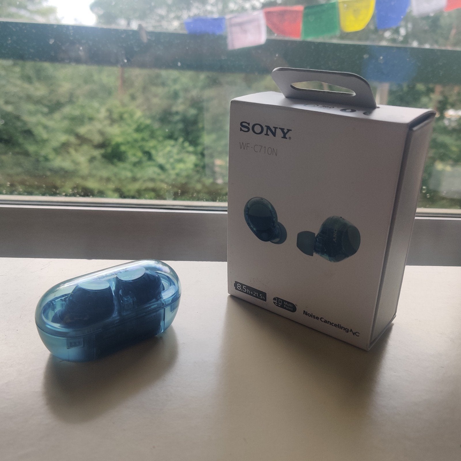 Blauwe Sony WF-C710N Noise Cancelling