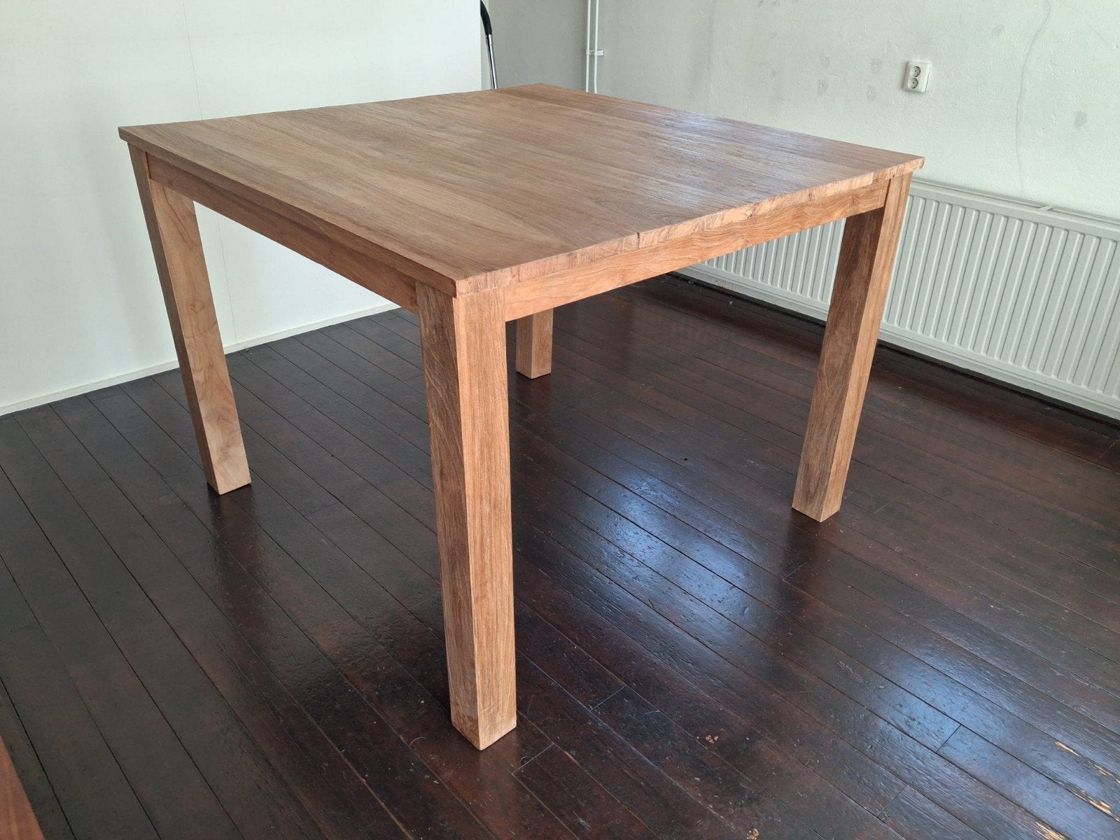 Massief teakhouten eettafel - Robuust en stijlvol, Huis en Inrichting, Tafels | Eettafels, Ophalen, Vijf personen of meer, Gebruikt