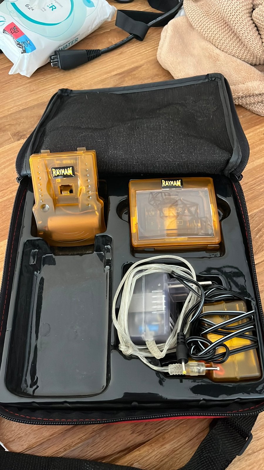 Nintendo Gameboy Color accessoires en tas, 1 speler, Ophalen of Verzenden, Zo goed als nieuw, Vanaf 3 jaar