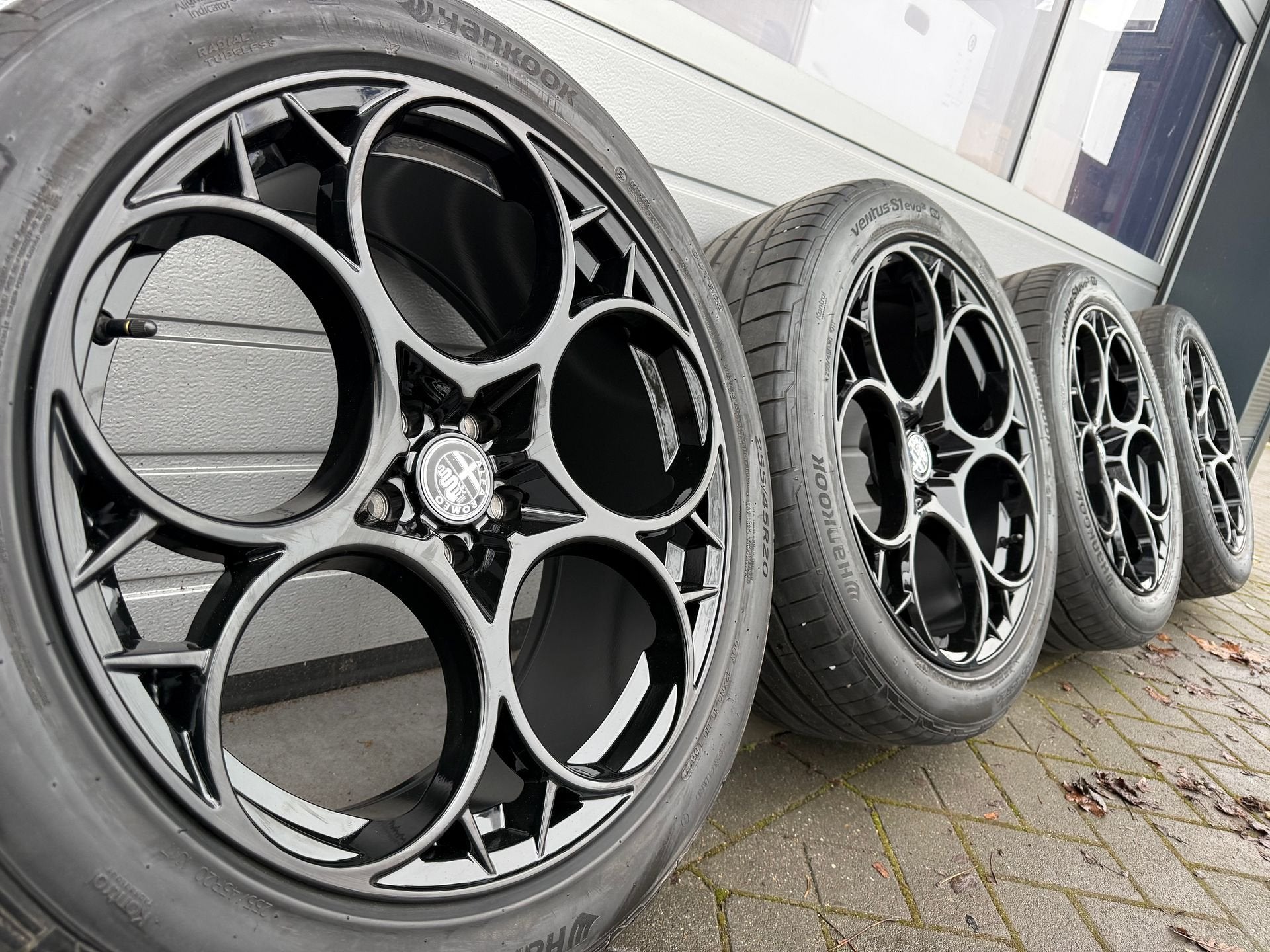 20 “ Alfa Romeo Stelvio Turbo QuadriFoglio Q4 Tonale velgen, 255 mm, -, -, Banden en Velgen