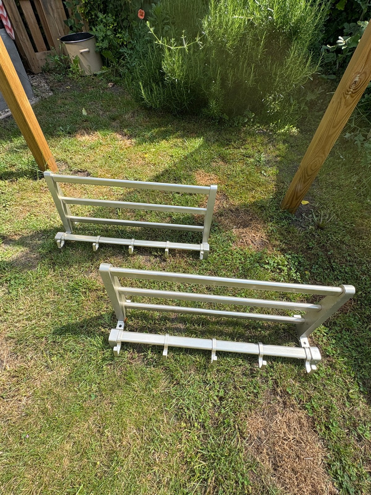 Twee vintage kapstokken in Gispen stijl, Ophalen, Gebruikt, Metaal, Wandkapstok