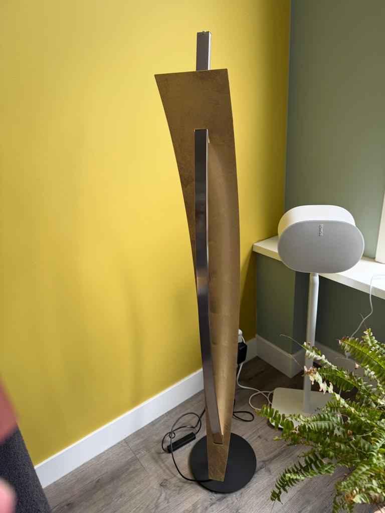 Design lamp, Huis en Inrichting, Lampen | Vloerlampen, Ophalen, Zo goed als nieuw