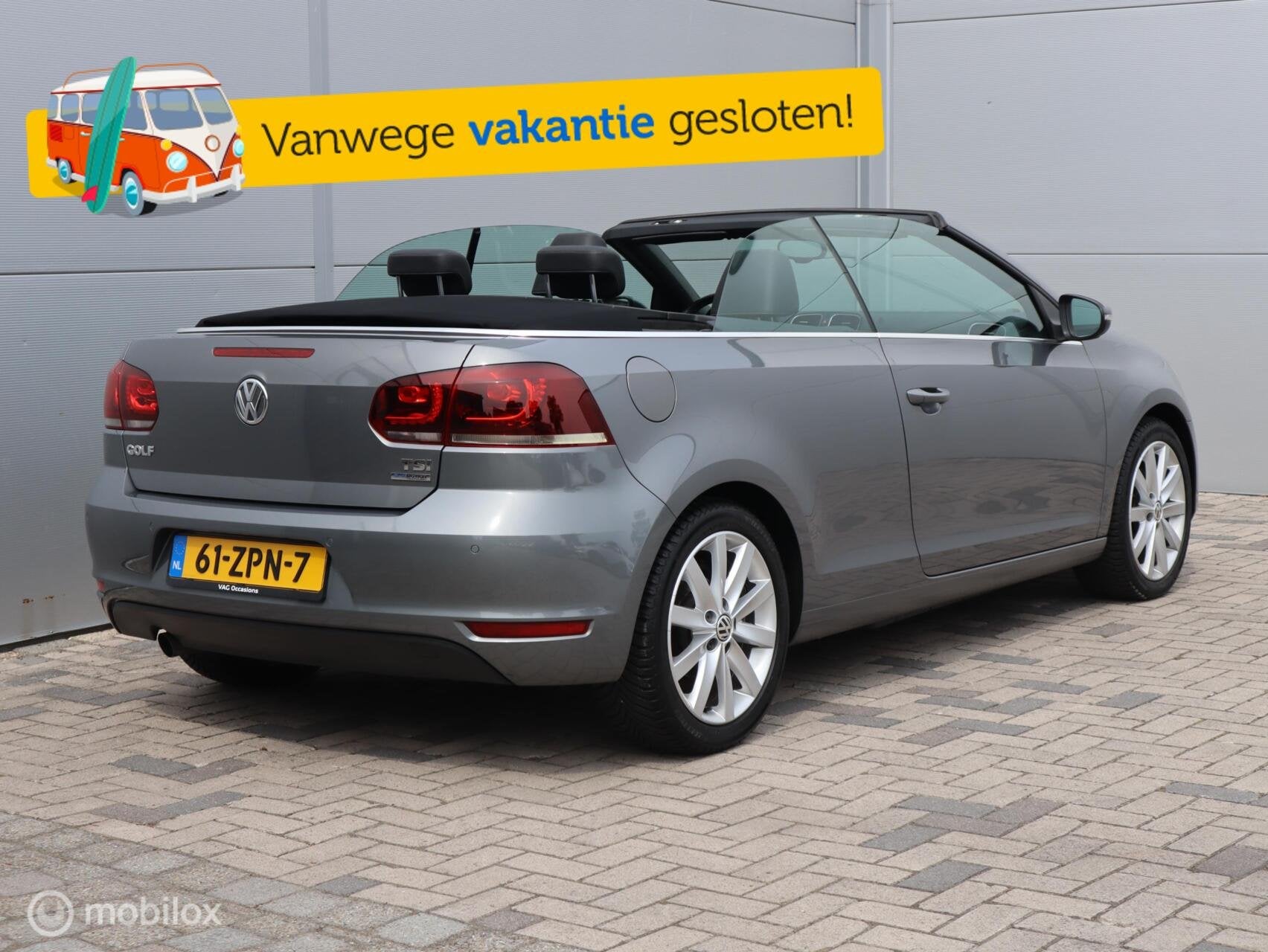 Volkswagen Golf Cabrio 1.2 TSI Leer Navi LED Cruise Clima, Auto's, Voorwielaandrijving, Euro 5, Zwart, 4 cilinders