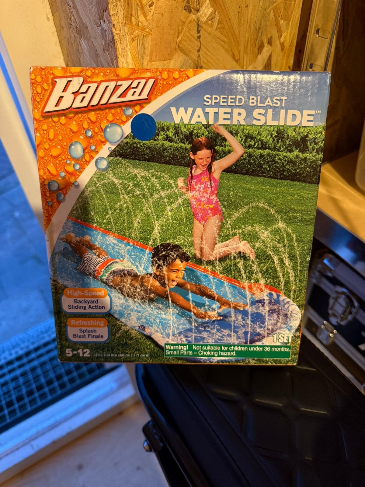 Water slide, Ophalen, Zo goed als nieuw