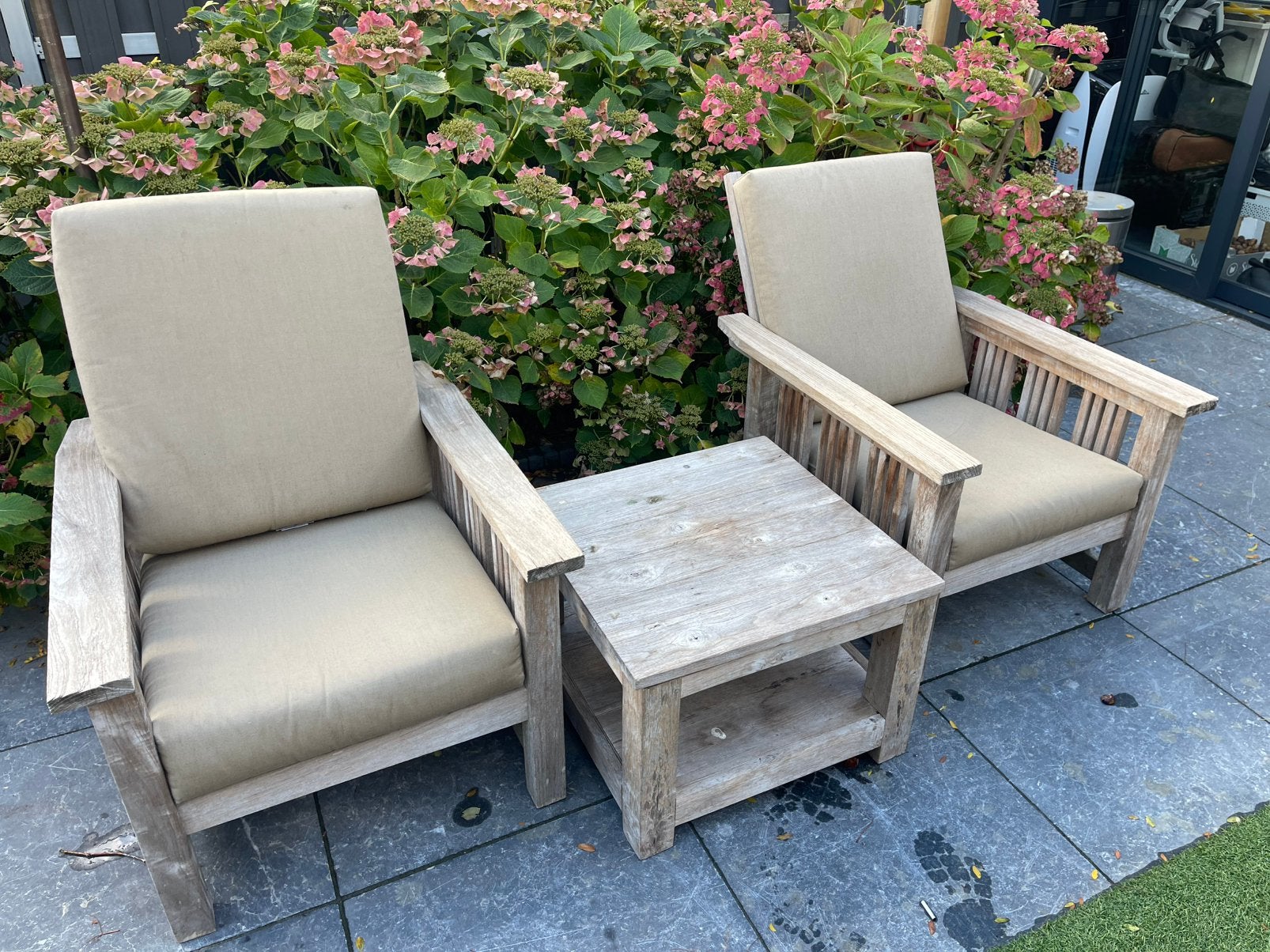 Mission teak stoelen winkel waarde over 3500 euro, Ophalen, Gebruikt, Bijzettafel, Teakhout