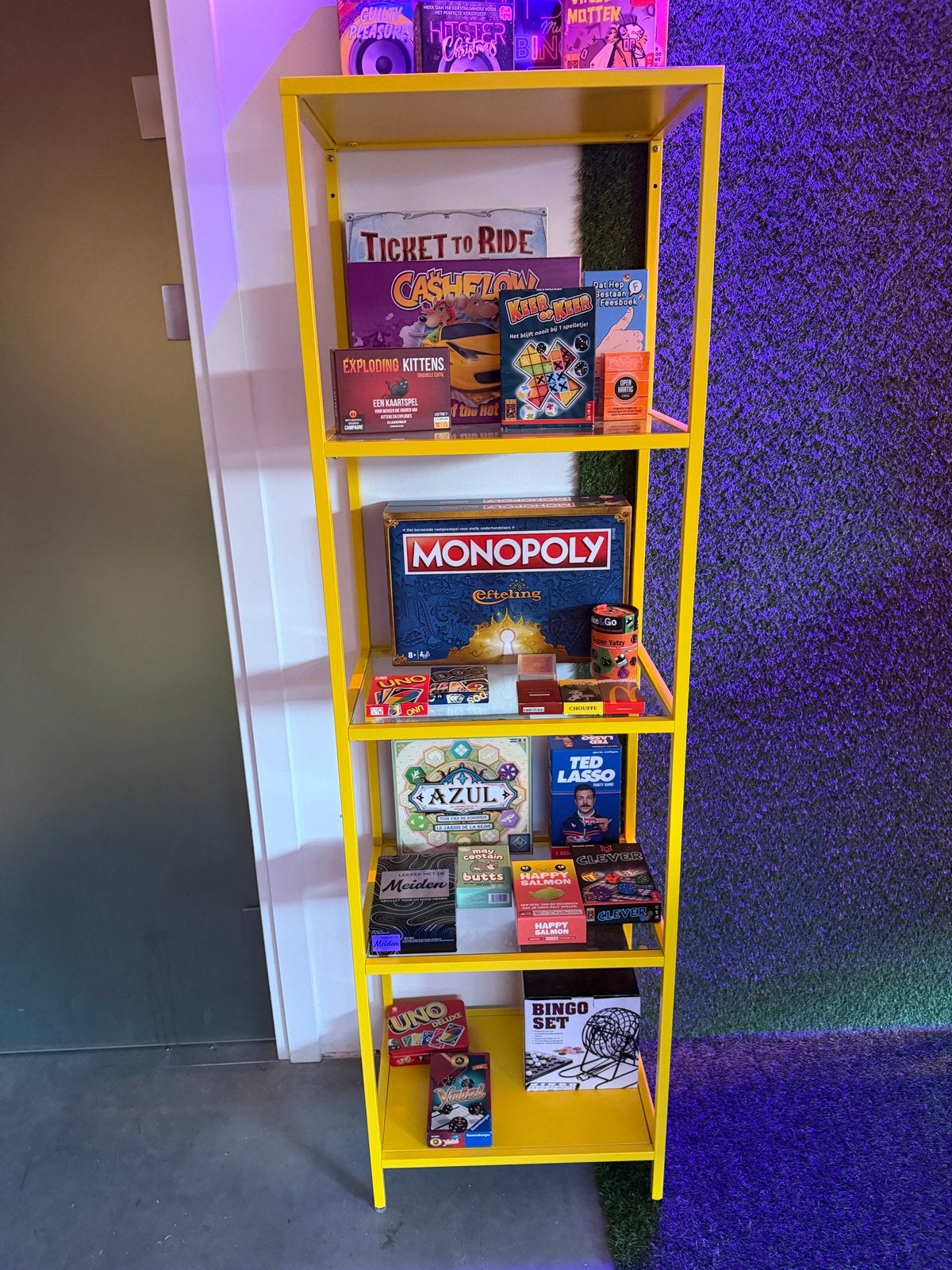 Gele IKEA VITTSJÖ kast (zonder spellen), Ophalen, Nieuw