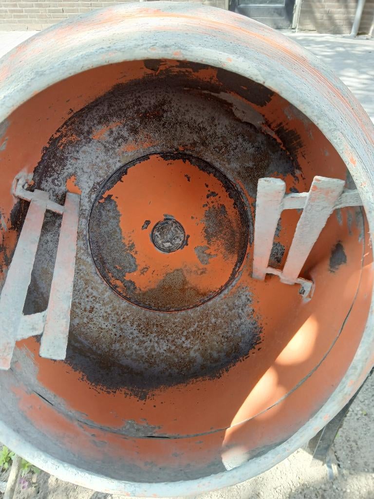 betonmolen, Ophalen, Zo goed als nieuw
