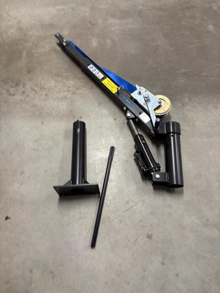 Te koop aanhanger kraan, daytone 450Kg, Auto diversen, Aanhangers en Bagagewagens, Ophalen, Zo goed als nieuw
