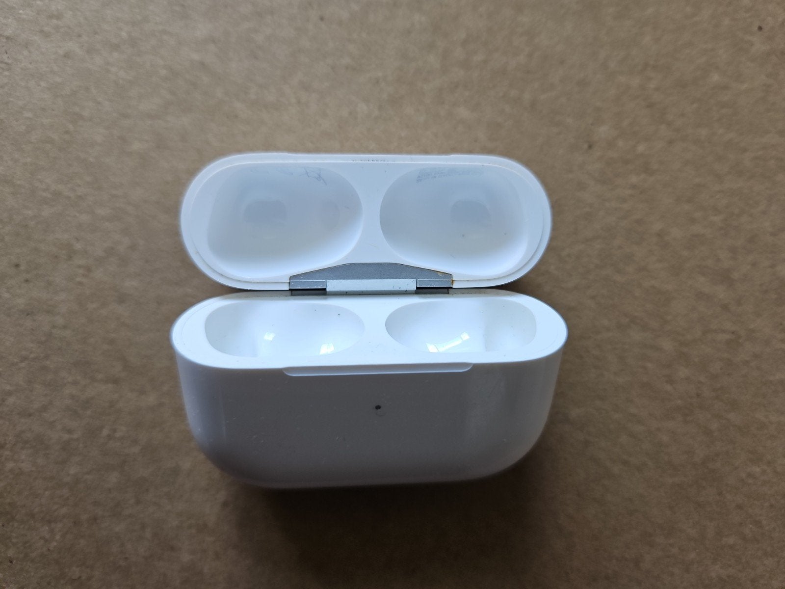 Originele Apple AirPods Pro 1e generatie oplaadcase A2190, Ophalen