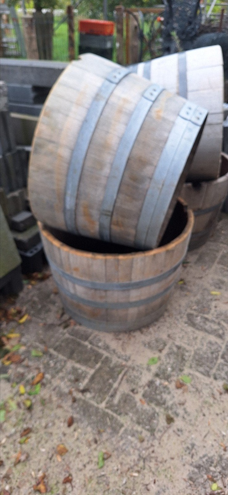 eikenhouten bloembakken gemaakt van gebruikte wijnvaten., Tuin en Terras, Ophalen, Rond, Hout