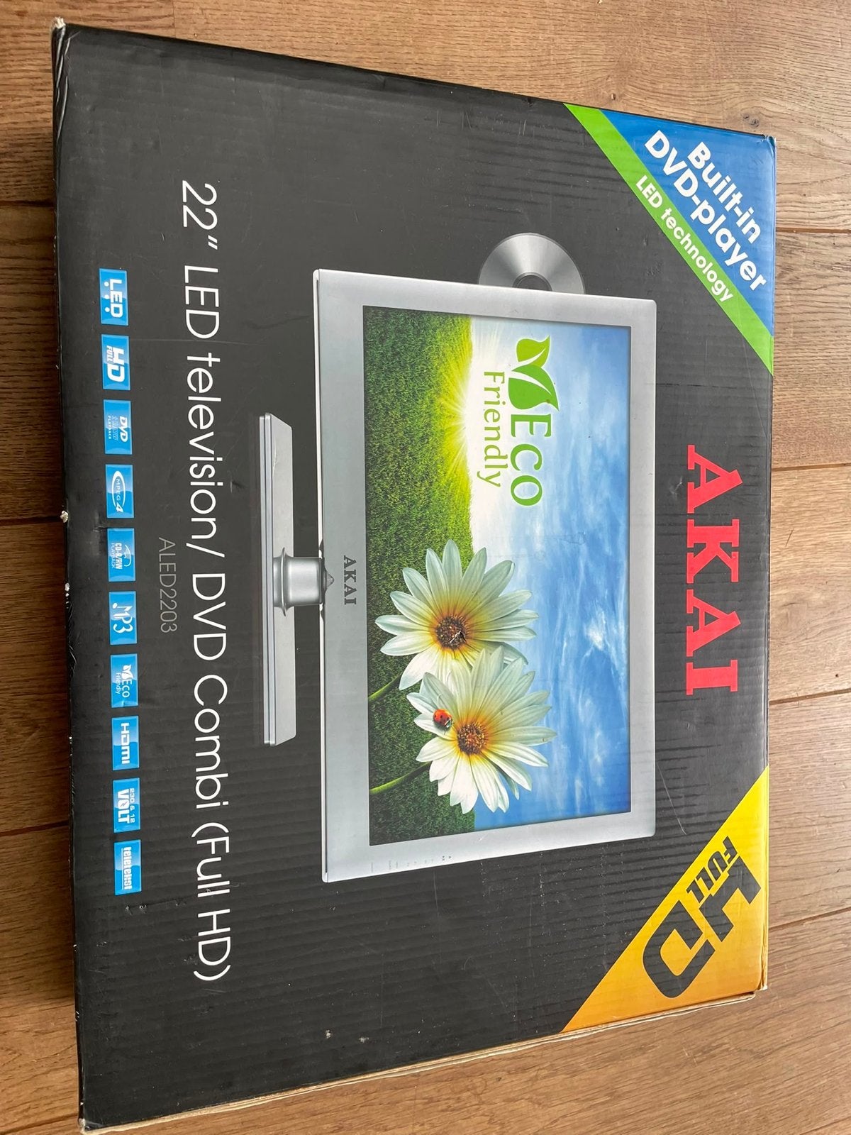 AKAI 22" Full HD LED TV/DVD combi - Ideaal voor camping, LED, 50 Hz, Zo goed als nieuw, 40 tot 60 cm