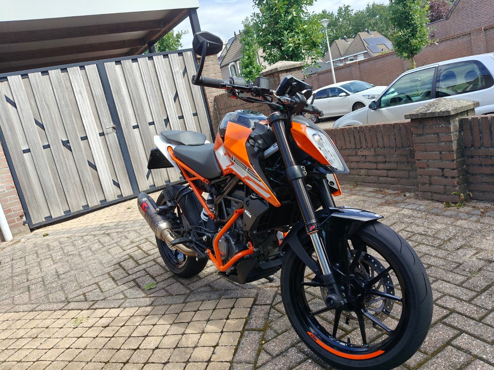 KTM DUKE 125 2020 + veel accessoires, Motoren, Particulier, 125 cc, 11 kW of minder, Handgeschakeld