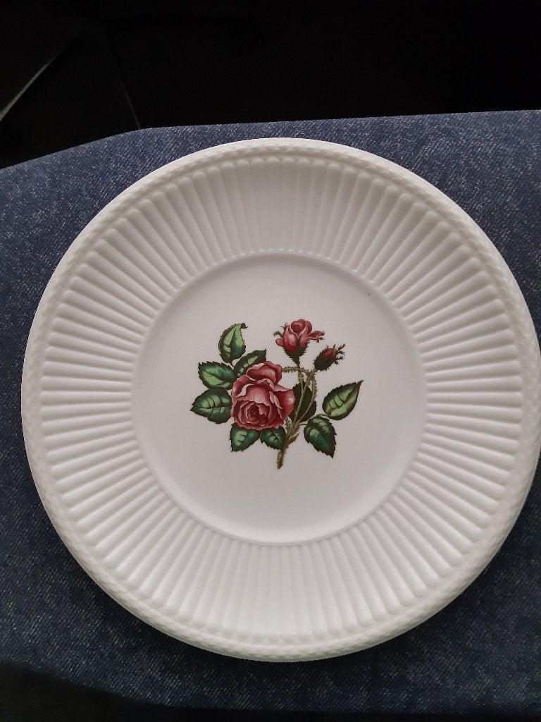 Wedgwood, Vintage, Ophalen of Verzenden, Zo goed als nieuw, Bord(en)