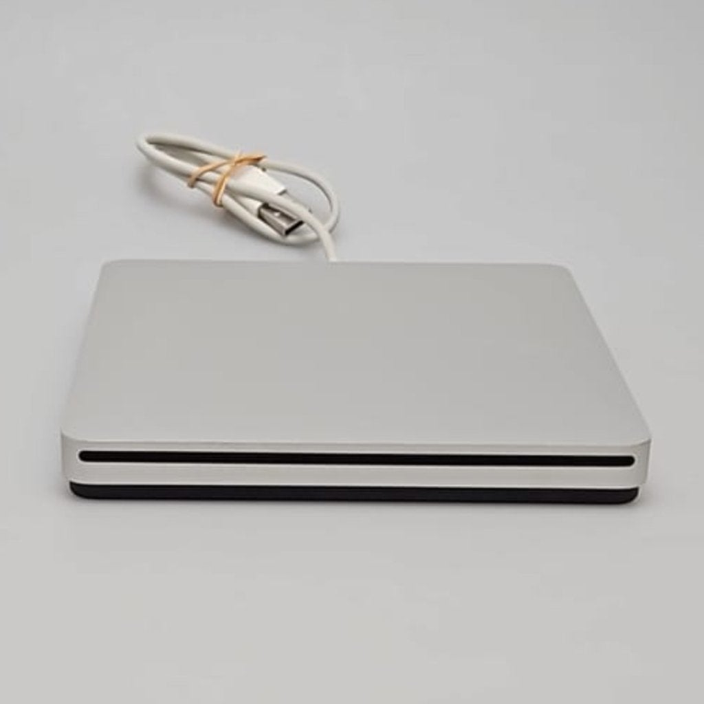 Apple USB SuperDrive A1379 Silver, Apple, Gebruikt, Support@apple.com, One Apple Park Way
Cupertino, CA 95014
United States