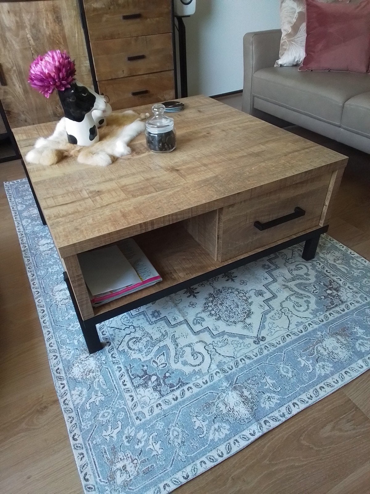 Salon tafel Ricardi van Pronto wonen, kleur mango, Huis en Inrichting, Tafels | Salontafels, Zo goed als nieuw, 50 tot 100 cm