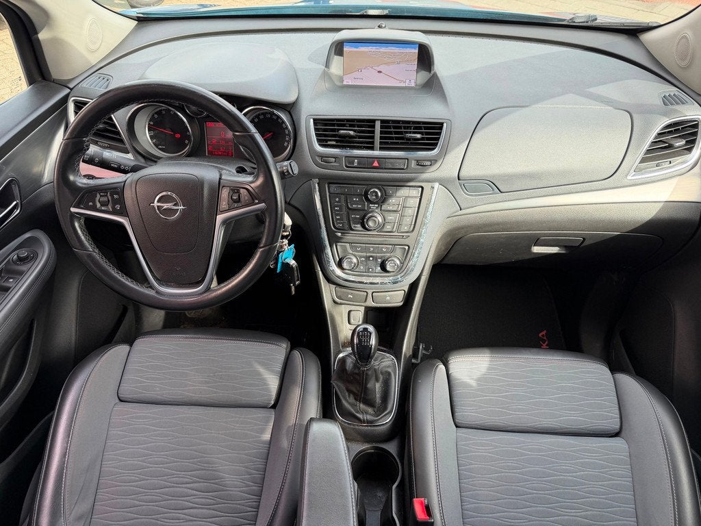 Opel Mokka 1.4 T Cosmo / Camera / Leder / Navi / PDC / NAP, Auto's, Opel, Voorwielaandrijving, Gebruikt, 4 cilinders, Met garantie (alle)