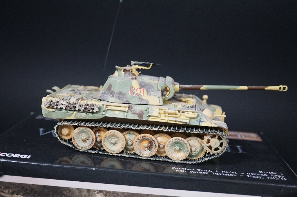 Corgi Duitse Panther tank - Italy 43/44 - 1/50 - TOP, Ophalen of Verzenden, Zo goed als nieuw, Bus of Vrachtwagen, Corgi
