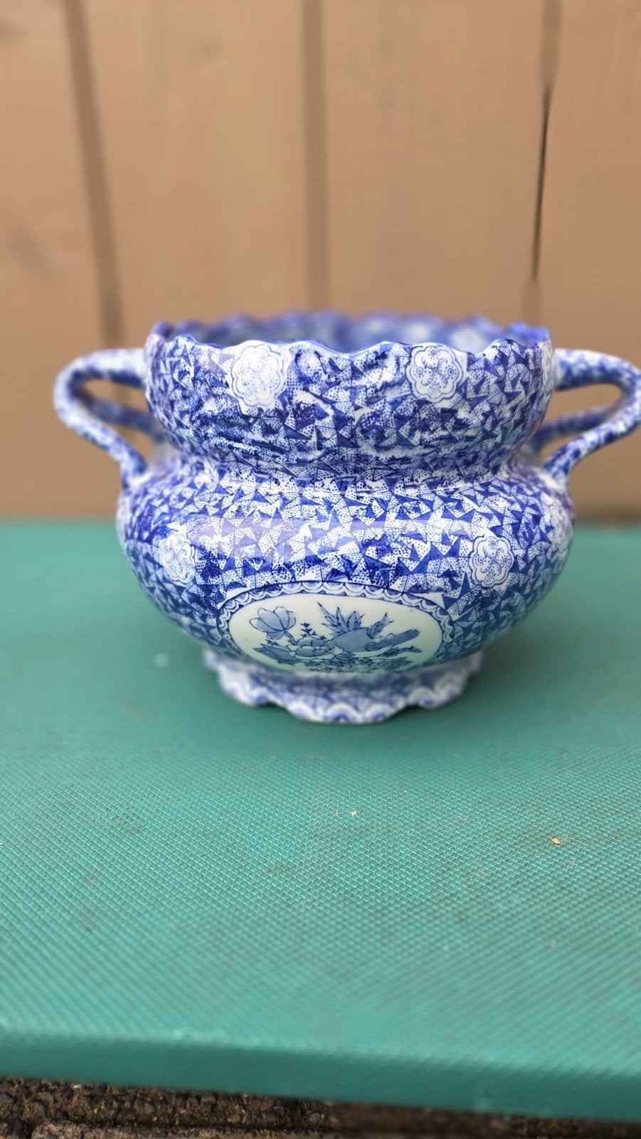 Antieke blauw-witte bloempot met handvaten, Ophalen of Verzenden