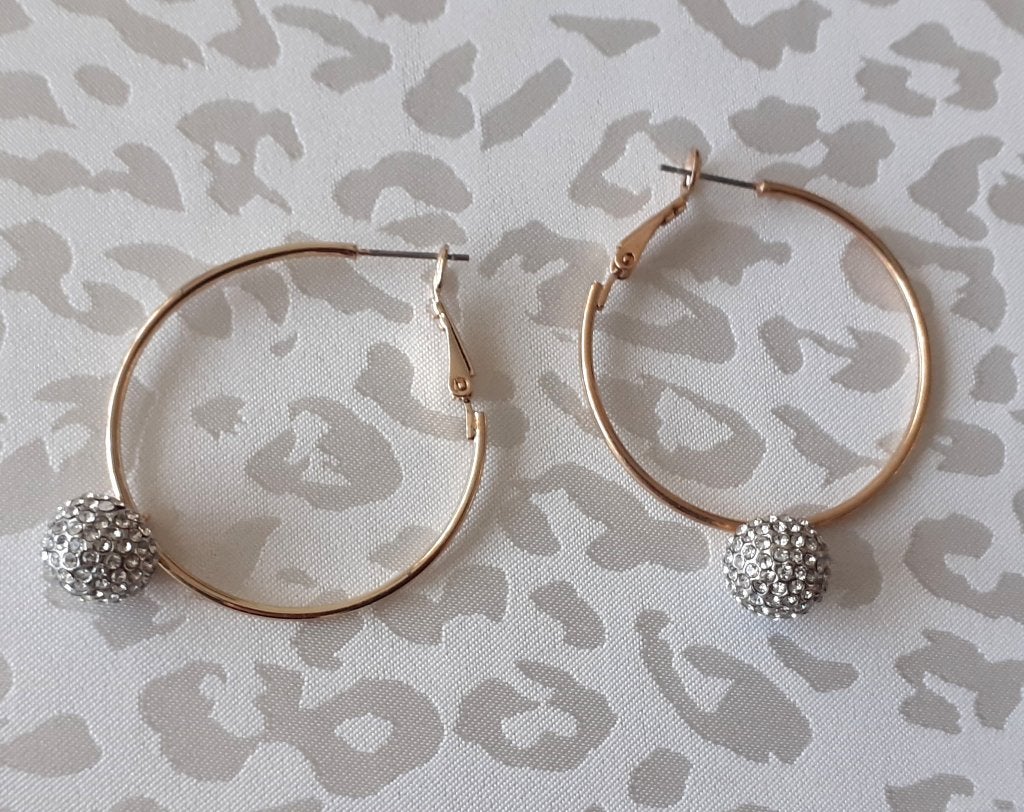 oorringen goud met strass bal Lucardi, Overige materialen, Hangers, Nieuw, Ophalen of Verzenden