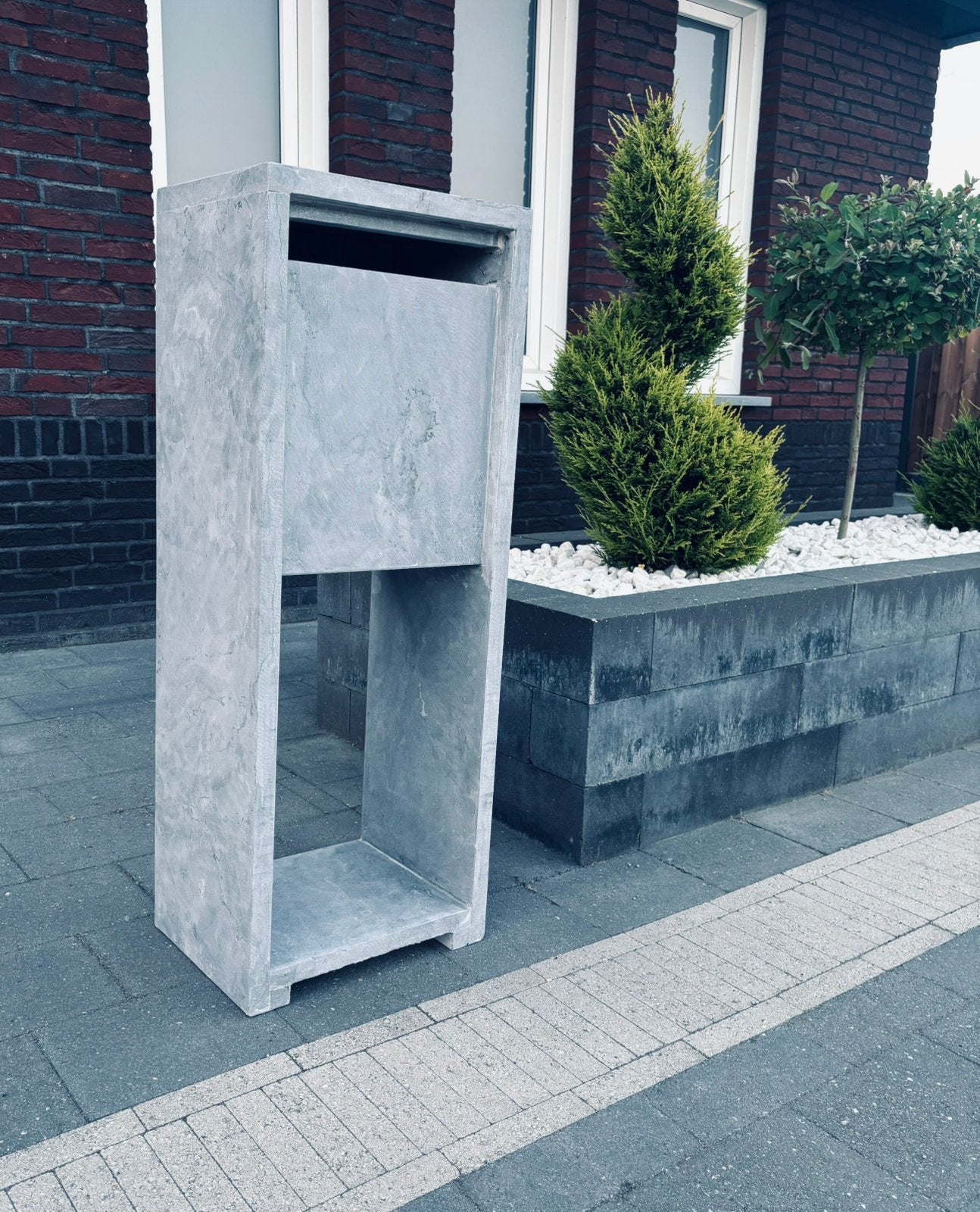 Natuursteen brievenbus - Model 005 - NIEUW - uit voorraad, Ophalen of Verzenden, Nieuw, Hardsteen, Staande brievenbus