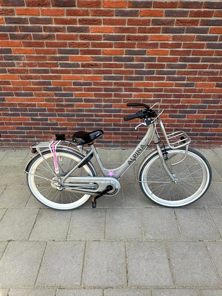 nette meisjesfiets alpina clubb 24 inch 3v, Ophalen of Verzenden, Zo goed als nieuw, 24 inch, Handrem