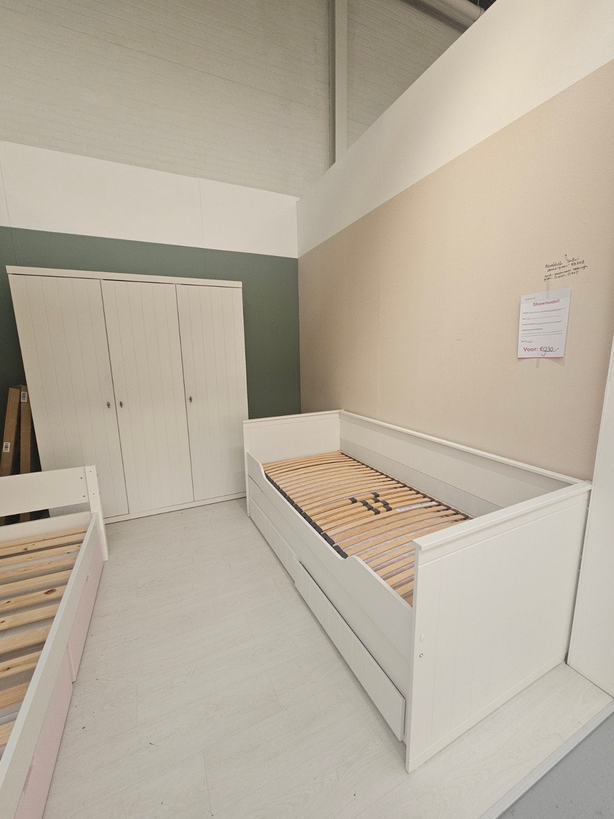 Vpack Robin 90x200 inclusief lattenbodem, matras en kast 3-, Ophalen, Zo goed als nieuw, Jongetje of Meisje