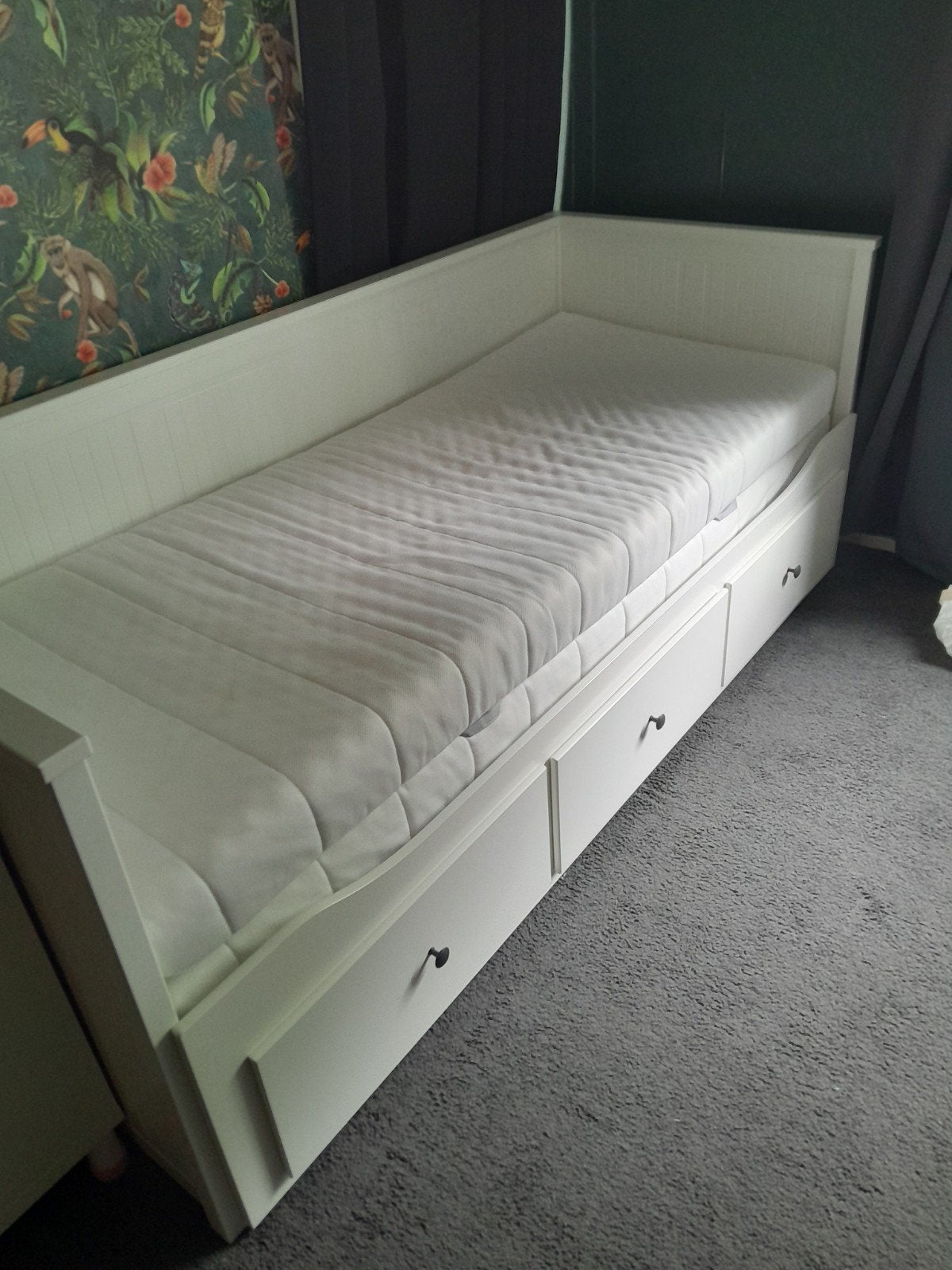 IKEA uitschuifbaar bed, een- of tweepersoonsbed, Ophalen, Modern, functioneel, Wit, Tweepersoons