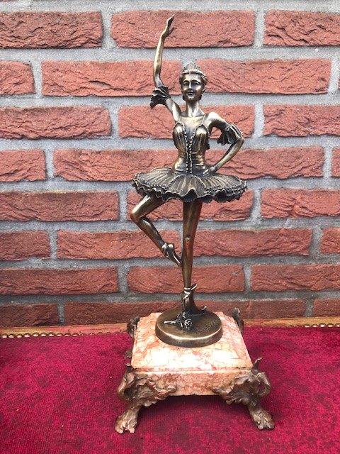 bronzen beeld van de ballerina van Chiparus, Ophalen of Verzenden, Brons