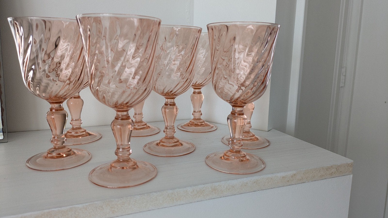 Roze pink swirl Rosaline grote wijn glazen, Ophalen of Verzenden, Zo goed als nieuw, Overige typen