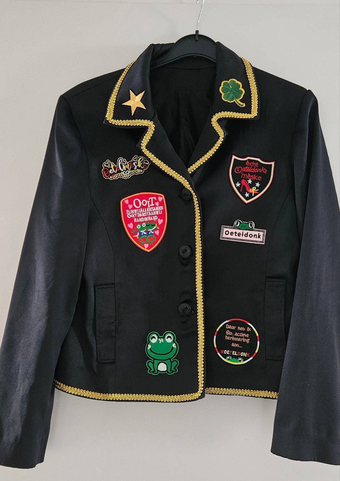 Oeteldonks dames colbert  maat 38/ M, Kleding | Dames, Carnavalskleding en Feestkleding, Ophalen of Verzenden, Zo goed als nieuw