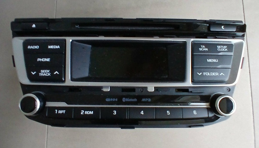 Autoradio/Cd-speler, Hyunday I20 Blue, model 2016., Auto diversen, Ophalen of Verzenden, Gebruikt