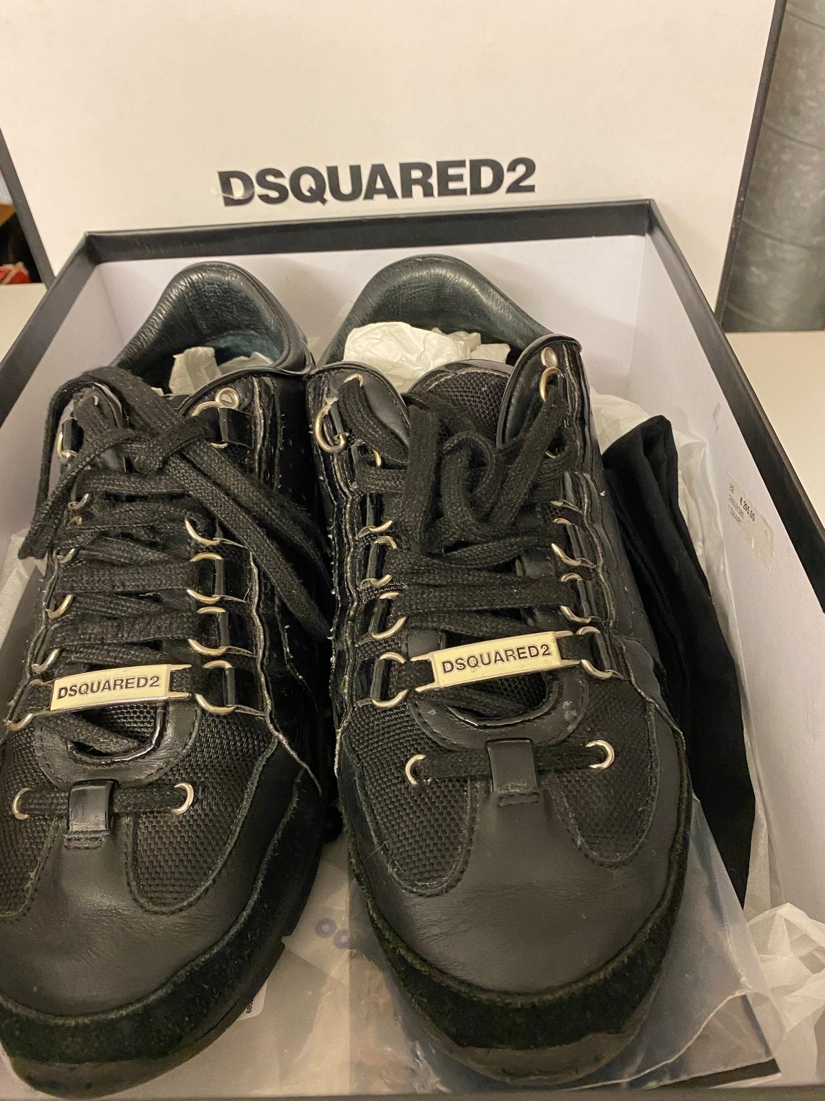 Dsquared2 sneakers maat 37, Kleding | Dames, Schoenen, Ophalen of Verzenden, Gedragen, Zwart, Sneakers of Gympen